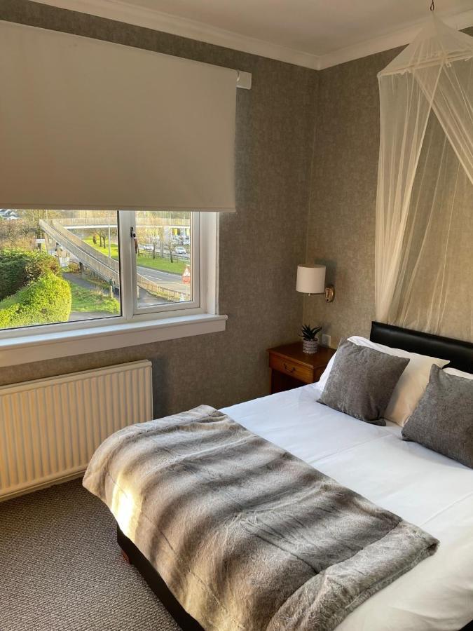 West Park Hotel Clydebank Bagian luar foto